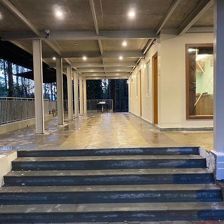 100 Oaks Estate Hotel Yercaud Exterior photo
