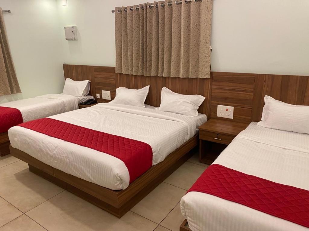 100 Oaks Estate Hotel Yercaud Exterior photo